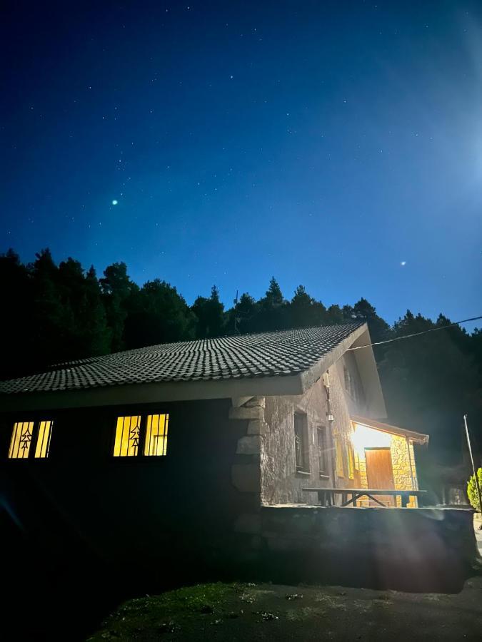 Coll De Port Hostel Tuixen ภายนอก รูปภาพ
