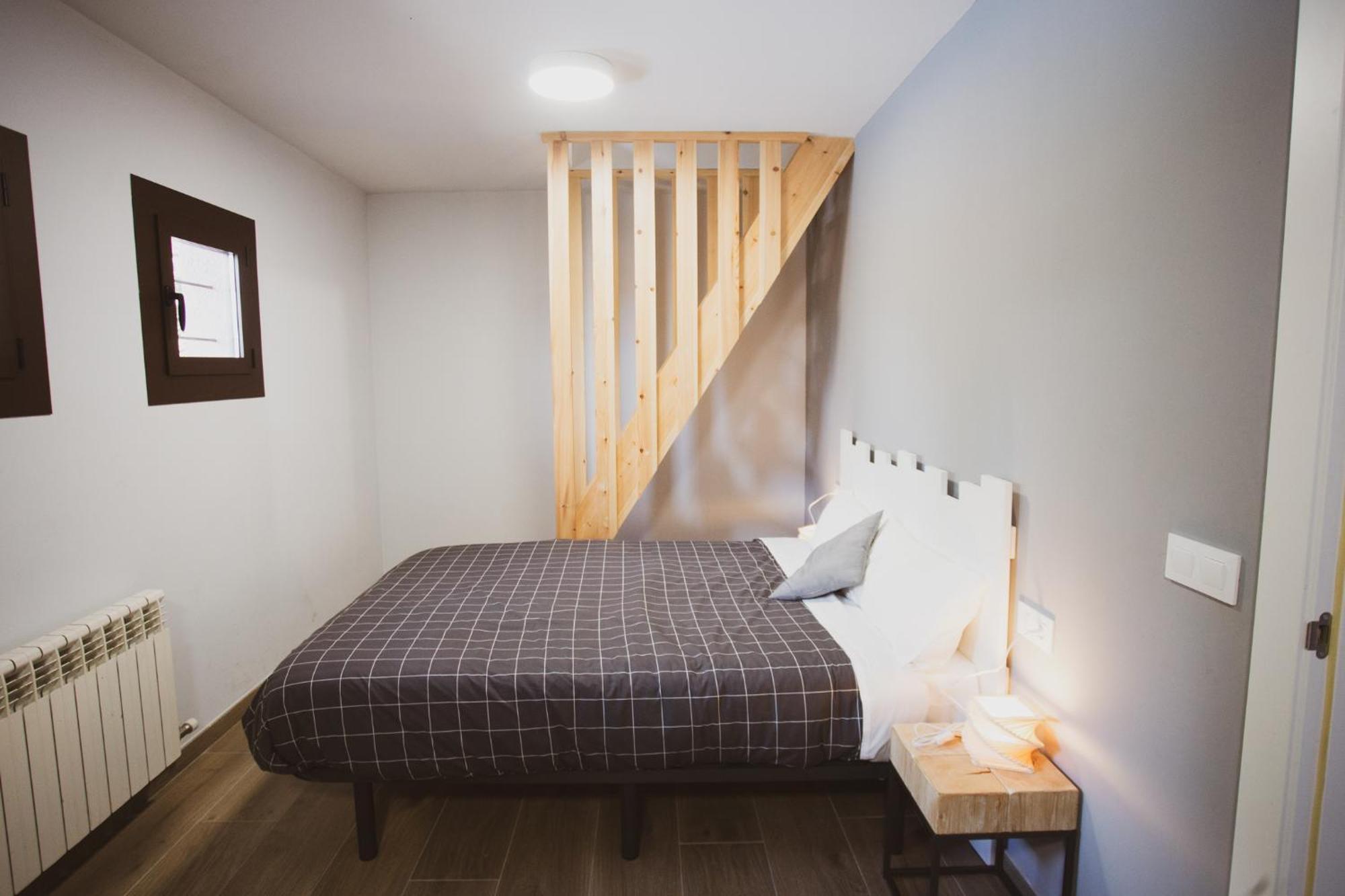 Coll De Port Hostel Tuixen ภายนอก รูปภาพ